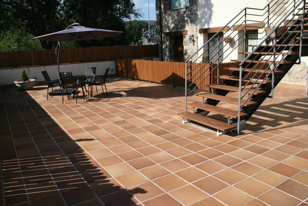דירות La Pradera de Navalhorno Casa De Navalhorno Valsain מראה חיצוני תמונה
